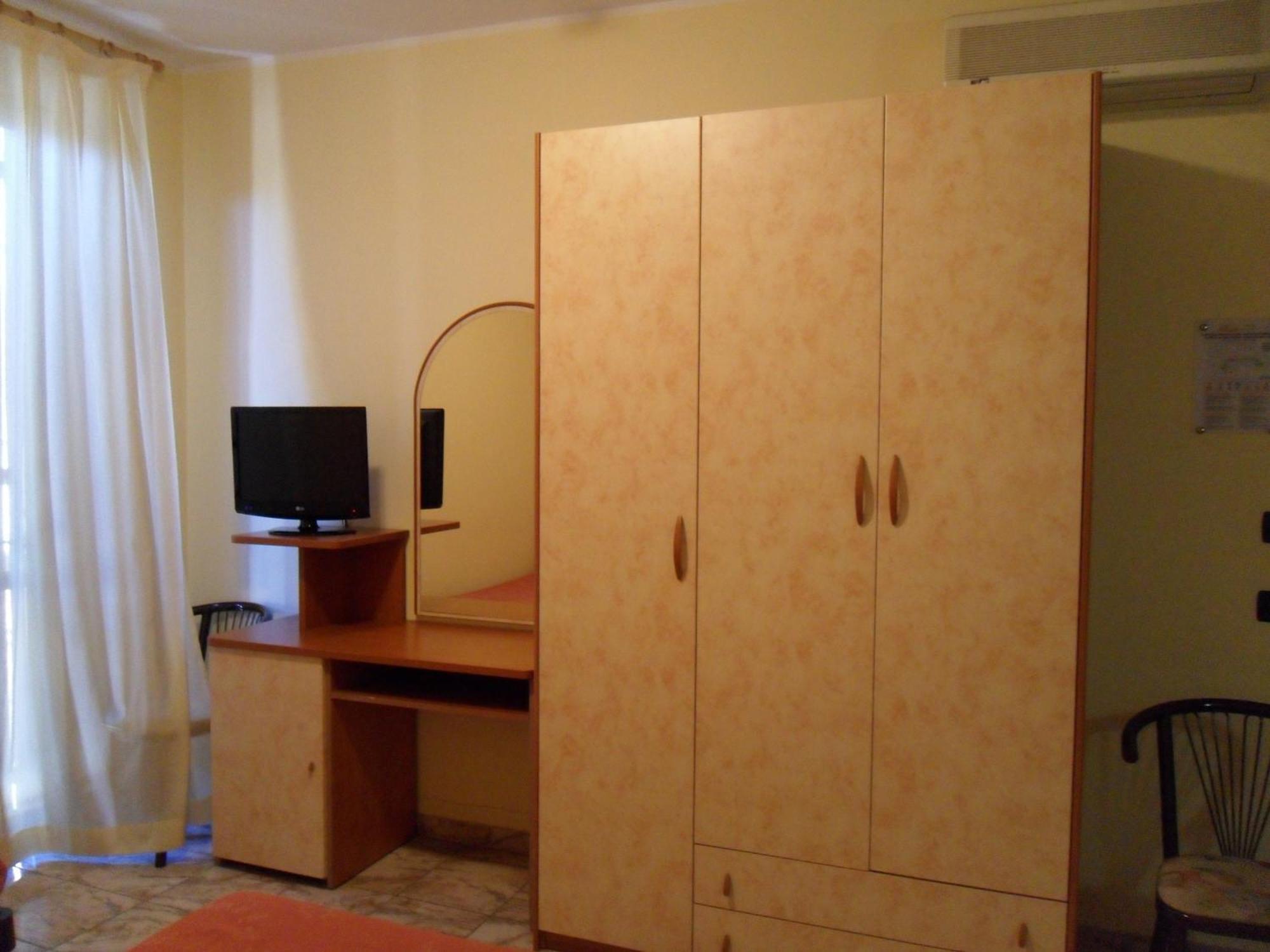 Hotel Formica Savignano sul Panaro Екстериор снимка