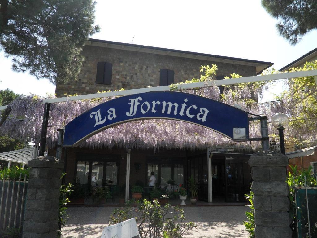 Hotel Formica Savignano sul Panaro Екстериор снимка
